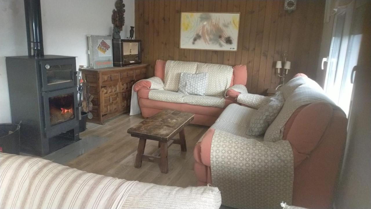 La "Casita" De La Sierra Guest House กัวดาร์รามา ภายนอก รูปภาพ