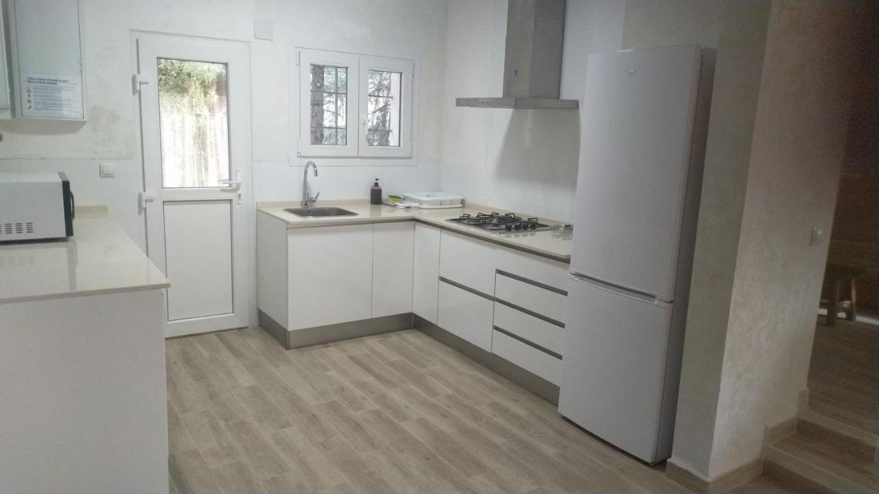 La "Casita" De La Sierra Guest House กัวดาร์รามา ภายนอก รูปภาพ