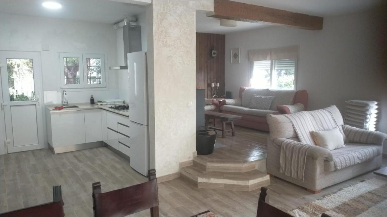 La "Casita" De La Sierra Guest House กัวดาร์รามา ภายนอก รูปภาพ