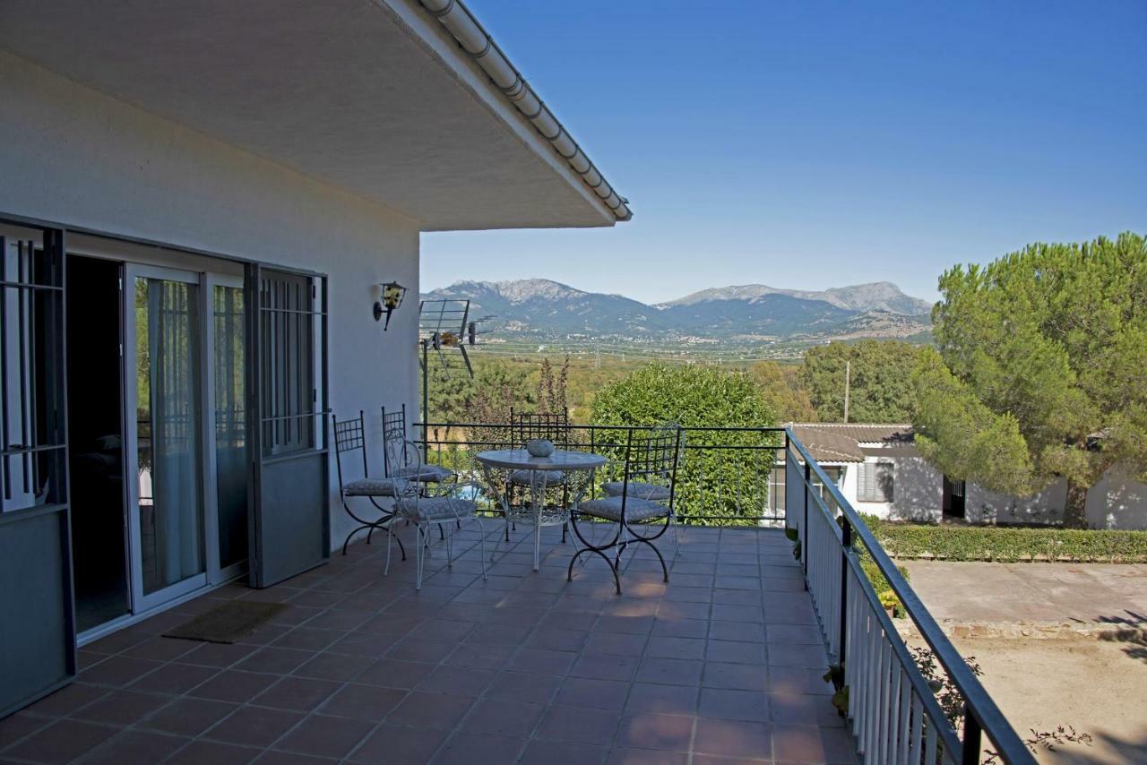 La "Casita" De La Sierra Guest House กัวดาร์รามา ภายนอก รูปภาพ