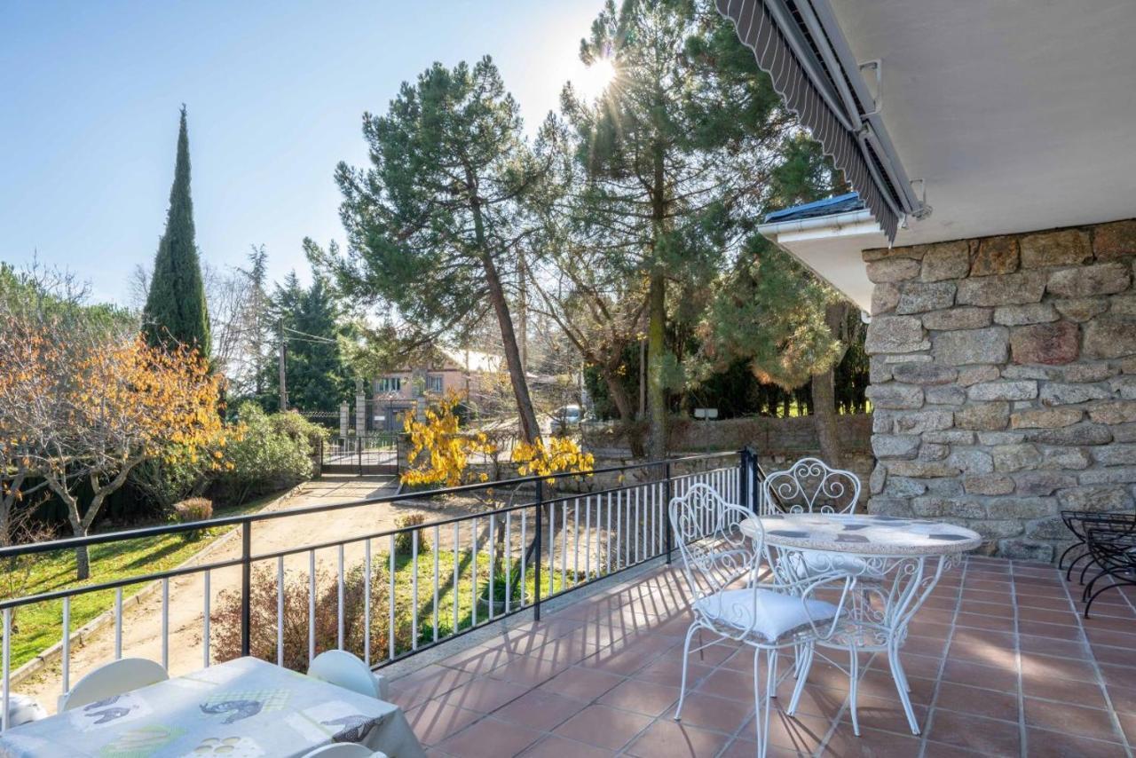 La "Casita" De La Sierra Guest House กัวดาร์รามา ภายนอก รูปภาพ